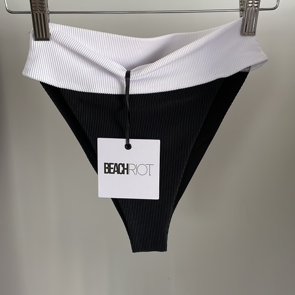 Beach Riot Cecilia Bottom Black and White - Picture 4 of 7